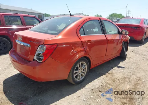 2012 Chevrolet Sonic 2Lt из США, поврежденный, VIN 1G1JC5SH0C4152264